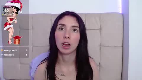 Snapshot of mildrecute chatting on 12.28.24 Ana online show from 12.28.24