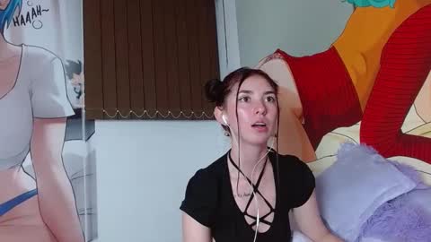 Snapshot of mildrecute chatting on 01.25.25 Ana online show from 01.25.25