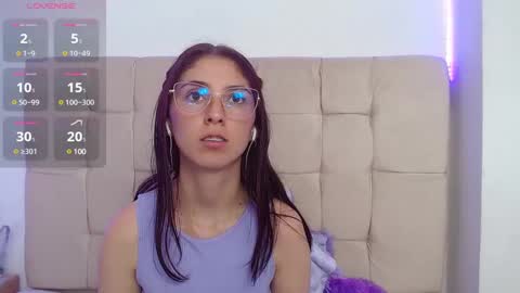 Snapshot of mildrecute chatting on 01.31.25 Ana online show from 01.31.25