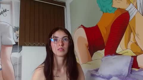 Snapshot of mildrecute chatting on 02.10.25 Ana online show from 02.10.25