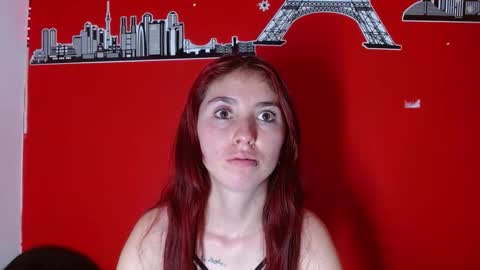 Snapshot of mildrecute chatting on 10.12.25 Ana online show from 10.12.25