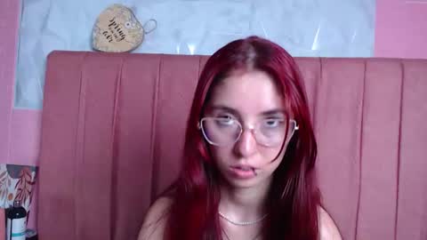 Snapshot of mildrecute chatting on 10.26.25 Ana online show from 10.26.25