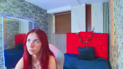 Snapshot of mildrecute chatting on 11.13.25 Ana online show from 11.13.25