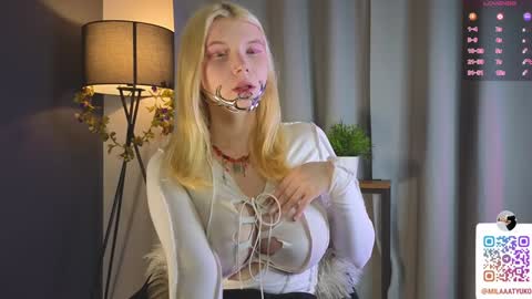Snapshot of mildredbain chatting on 02.04.25 Mila online show from 02.04.25