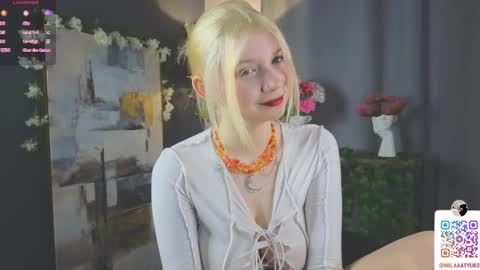 Snapshot of mildredbain chatting on 02.17.25 Mila online show from 02.17.25