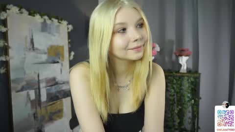 Snapshot of mildredbain chatting on 02.21.25 Mila online show from 02.21.25