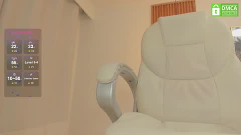 Snapshot of mileyberry chatting on 02.19.25 IEY EY online show from 02.19.25