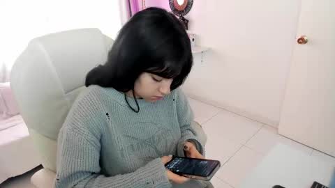 Snapshot of mileyberry chatting on 09.21.25 IEY EY online show from 09.21.25