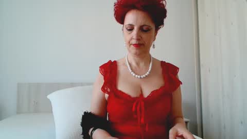 Snapshot of milffsupreme chatting on 03.08.25 Milfsupreme online show from 03.08.25