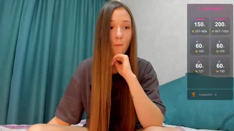 Snapshot of milkaeliza1 chatting on 02.12.25 MilkaLiza online show from 02.12.25