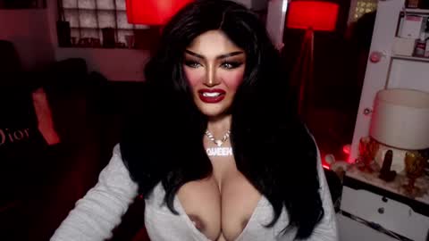 milkshakelavinia online show from 01.06.25