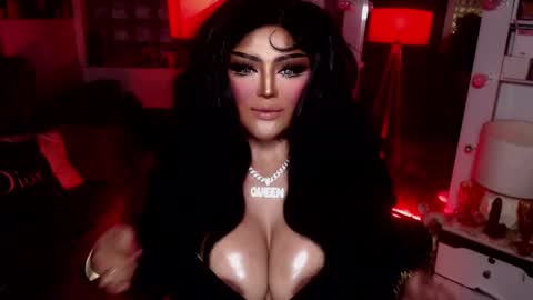 milkshakelavinia online show from 01.08.25