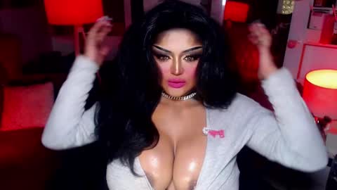 milkshakelavinia online show from 01.30.25