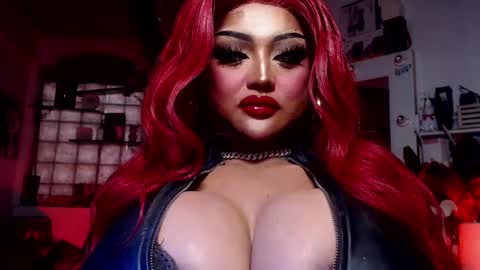 milkshakelavinia online show from 02.13.25