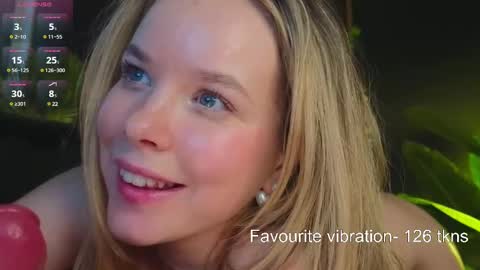 Snapshot of milly_shy chatting on 02.18.25 Milly online show from 02.18.25