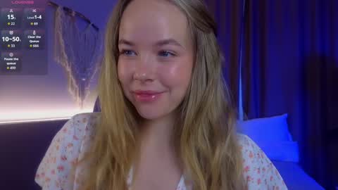 Snapshot of milly_shy chatting on 11.03.25 Milly online show from 11.03.25