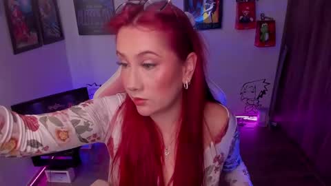 Snapshot of milly_yako chatting on 03.11.25 Monkey D Maddie online show from 03.11.25