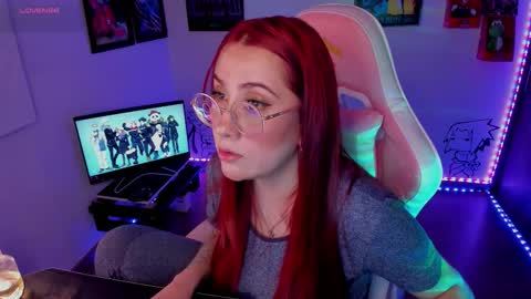 Snapshot of milly_yako chatting on 09.19.25 Monkey D Maddie online show from 09.19.25