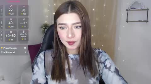 Snapshot of mily_thomson_b chatting on 02.08.25 Mily online show from 02.08.25