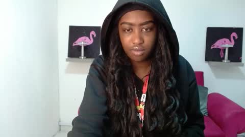Snapshot of milykaebony69 chatting on 10.10.25 milykaebony69 online show from 10.10.25