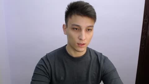 Snapshot of minato_kabuki chatting on 12.20.24 MINATO online show from 12.20.24