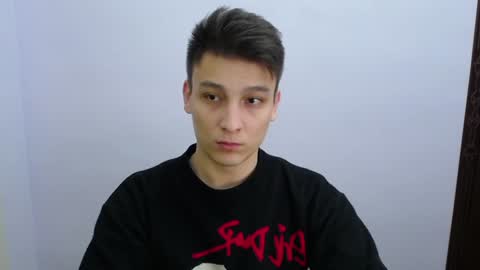 Snapshot of minato_kabuki chatting on 12.25.24 MINATO online show from 12.25.24