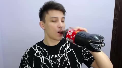 Snapshot of minato_kabuki chatting on 01.03.25 MINATO online show from 01.03.25