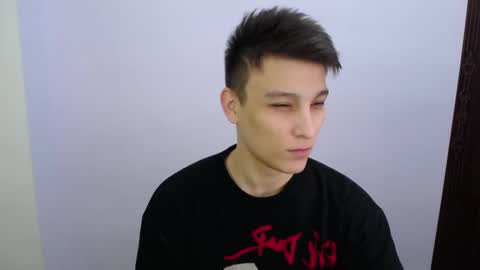 Snapshot of minato_kabuki chatting on 02.22.25 MINATO online show from 02.22.25