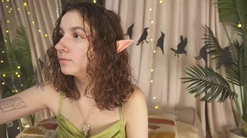 Snapshot of mindgame__ chatting on 11.01.25 Frances Next streams wed 5am - 9am fri sat sun 8am - 4pm GMT3 online show from 11.01.25