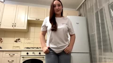 Snapshot of minervareddoch chatting on 10.26.25 Daisy online show from 10.26.25