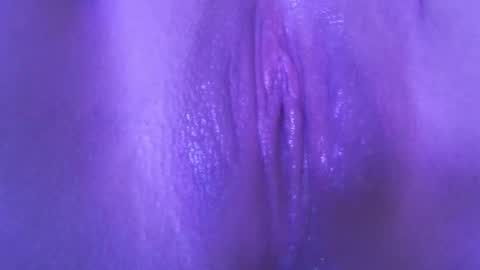 Snapshot of minipussyxo chatting on 11.23.25 MinipussyXO online show from 11.23.25