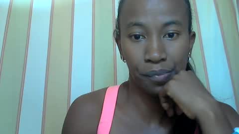 Snapshot of minouch211907 chatting on 01.17.25 minouch211907 online show from 01.17.25
