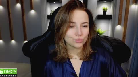 Snapshot of mira_mermayd chatting on 01.18.25 Mira online show from 01.18.25