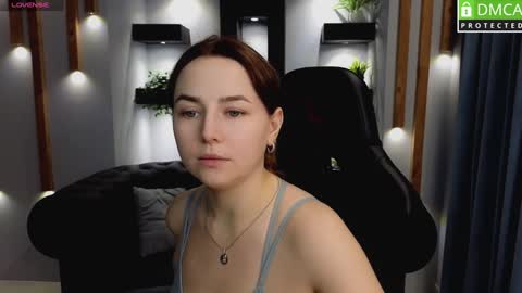 Snapshot of mira_mermayd chatting on 02.07.25 Mira online show from 02.07.25