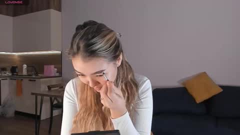 Mirana online show from 02.21.25