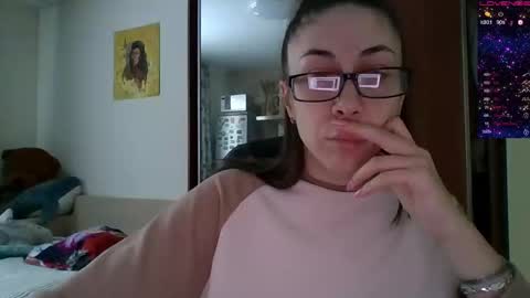 Snapshot of miranda_wish chatting on 12.28.24 MIRANDA online show from 12.28.24