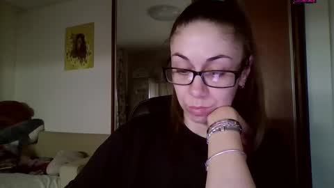 Snapshot of miranda_wish chatting on 01.04.25 MIRANDA online show from 01.04.25