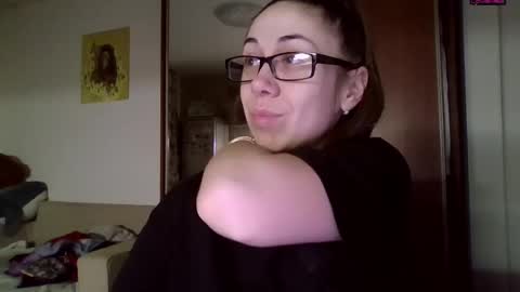 Snapshot of miranda_wish chatting on 01.12.25 MIRANDA online show from 01.12.25