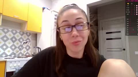 Snapshot of miranda_wish chatting on 10.21.25 MIRANDA online show from 10.21.25