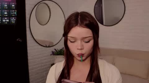 Miroslava online show from 11.25.25