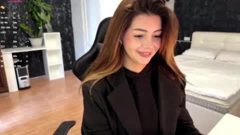 My mane Mishel online show from 11.10.25