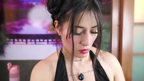 Charlotte online show from 12.03.25