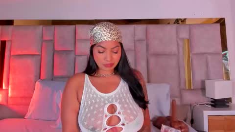 Miss Abigail  online show from 11.05.25