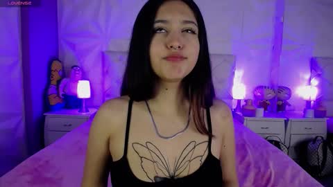 Snapshot of miss_dakota26 chatting on 10.28.25 Dakota online show from 10.28.25