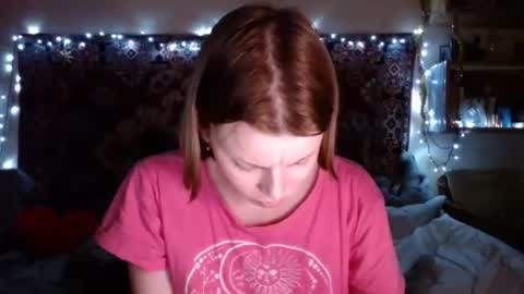 Elis online show from 12.18.24