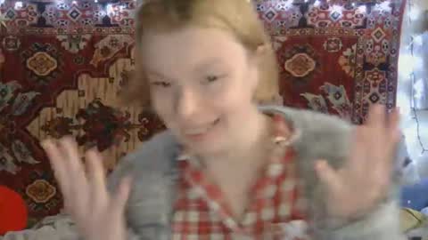 Elis online show from 10.16.25