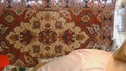 Elis online show from 10.23.25