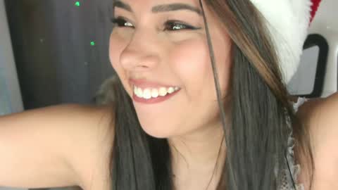 Snapshot of miss_galaxxia chatting on 12.25.24 Elisabeth IG galax xxia online show from 12.25.24