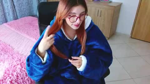 Snapshot of miss_issaa chatting on 02.16.25 Isabella online show from 02.16.25