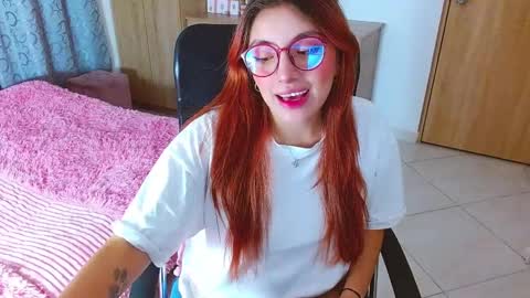 Snapshot of miss_issaa chatting on 03.01.25 Isabella online show from 03.01.25